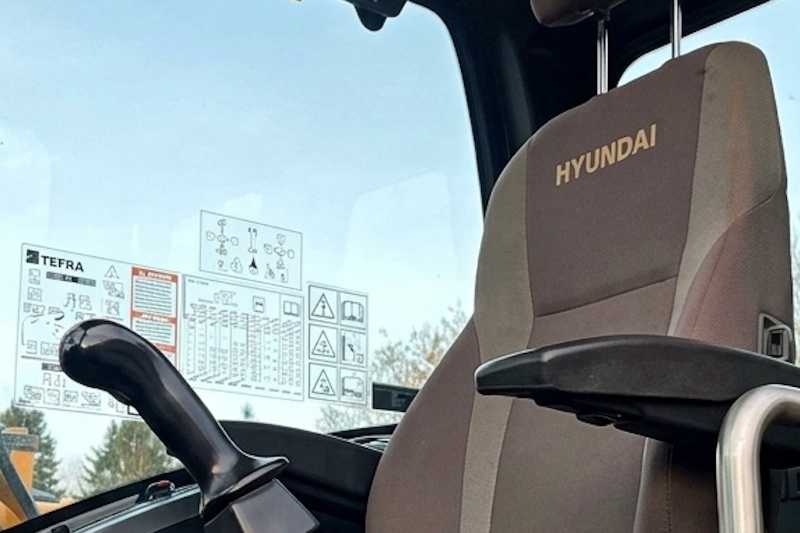 OmecoHub - Immagine HYUNDAI ROBEX140LC9
